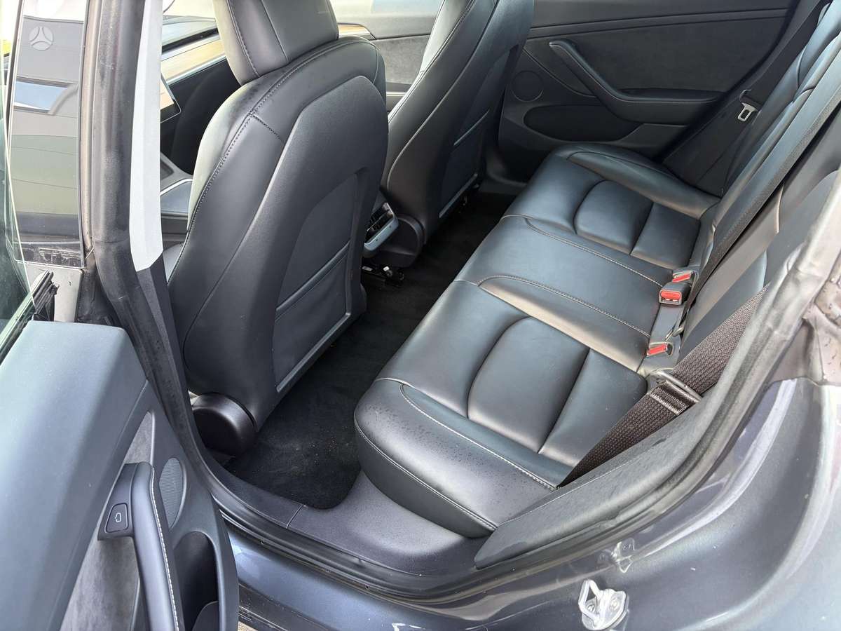 Tesla Model 3, 60 kWh, sedanas