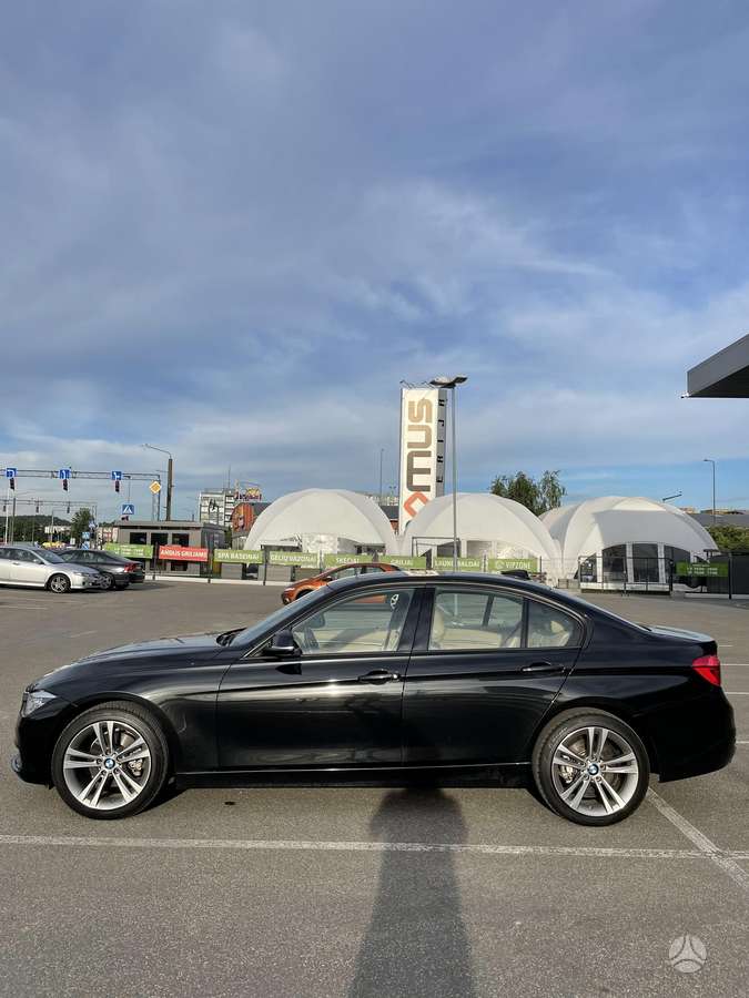 BMW 328, 2.0 l., Седан