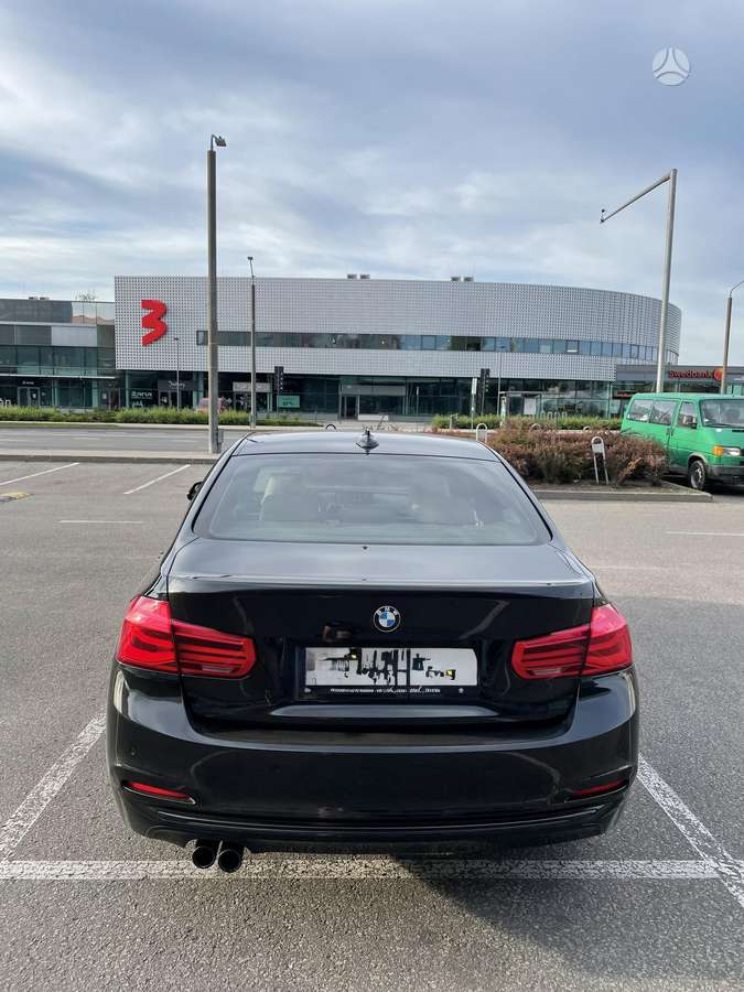 BMW 328, 2.0 l., Седан
