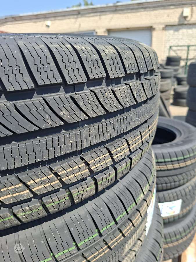 Sunfull 2026 metų universalios, всесезонные 235/65 R17