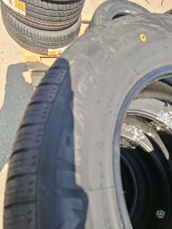 Sunfull 2026 metų universalios, всесезонные 235/65 R17
