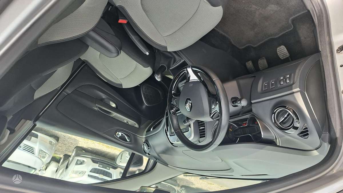 Renault Captur - 9