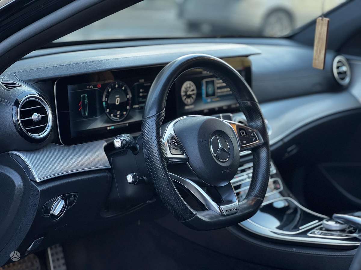 Mercedes-Benz E200, 2.0 l., wagon