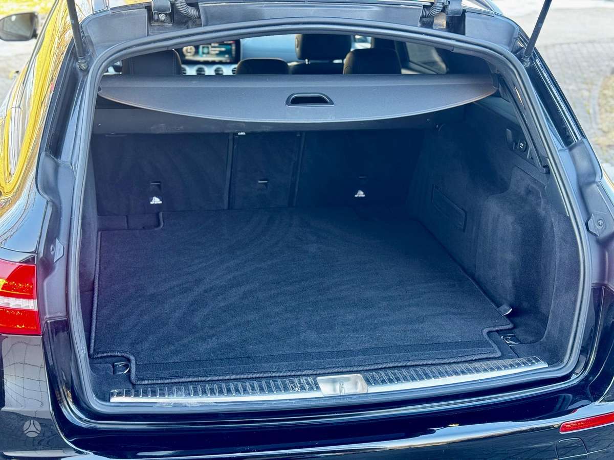 Mercedes-Benz E200, 2.0 l., wagon
