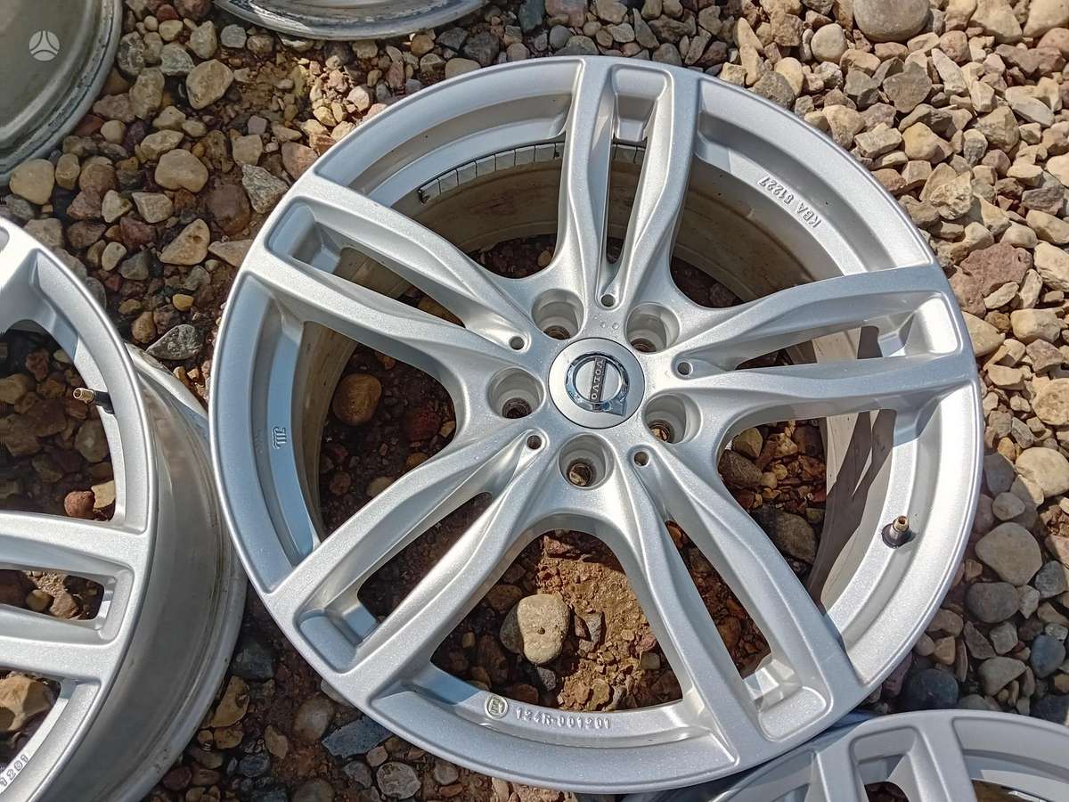 Volvo, light alloy, R18