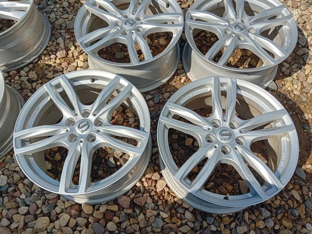 Volvo, light alloy, R18