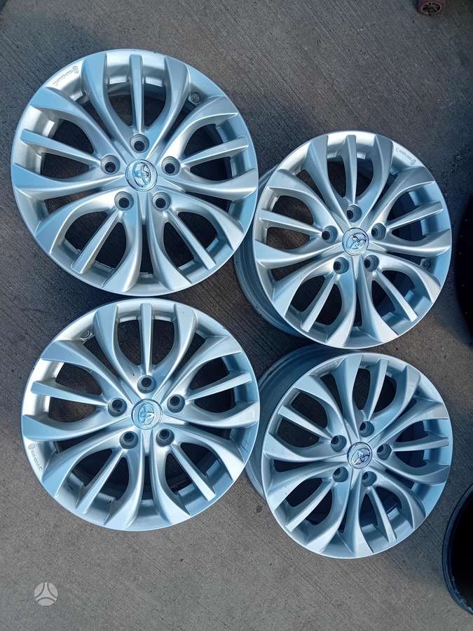 Toyota, lengvojo lydinio, R16