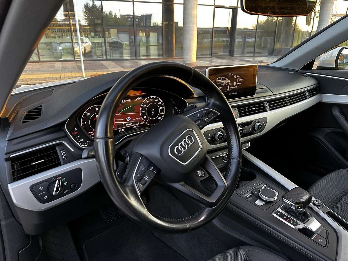 Audi A4, 2.0 l., Универсал