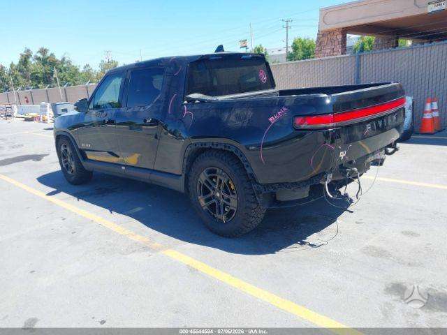 Rivian R1T, Пикап