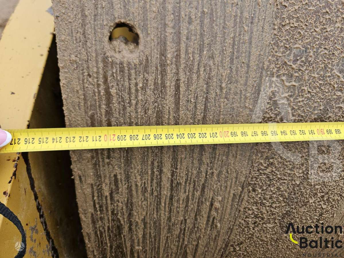 Caterpillar CS 64 B, вибромашины