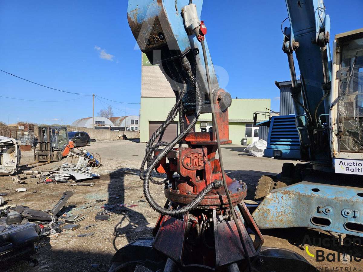 Fuchs MHL 320, excavator