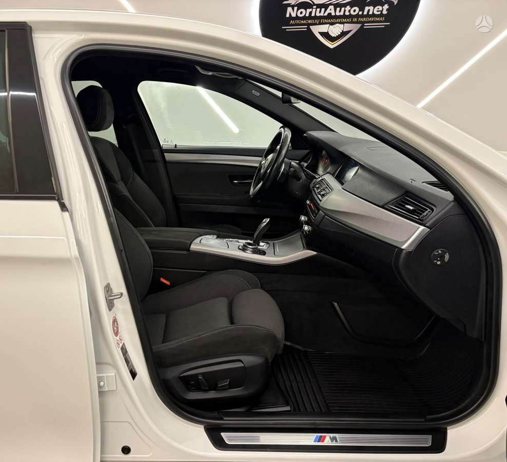 BMW 520, 2.0 l., sedanas
