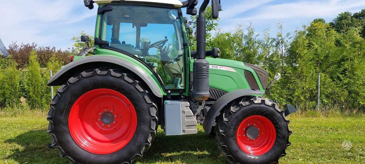 Fendt 312 Vario Profi, traktoriai