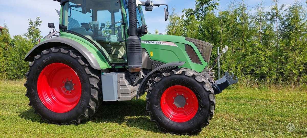 Fendt 312 Vario Profi, traktoriai