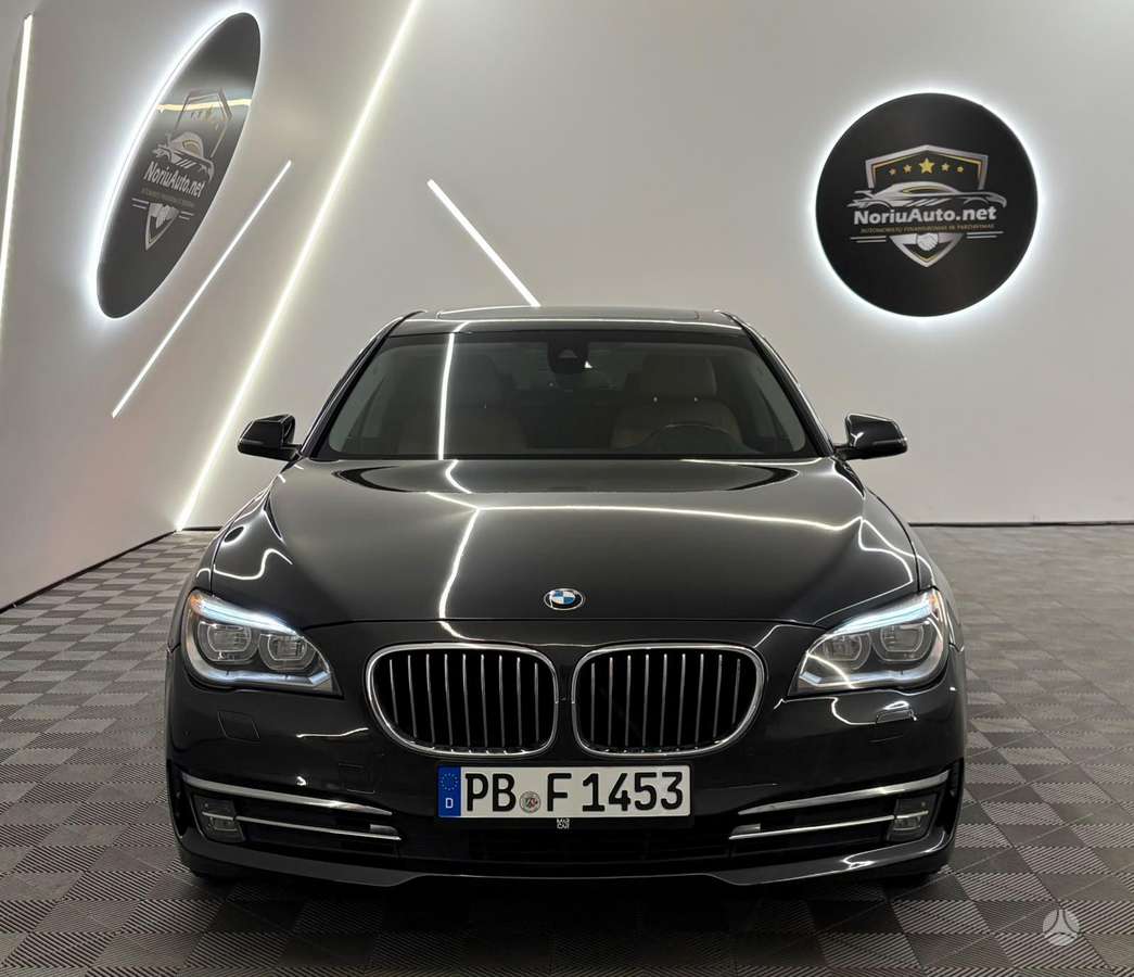 BMW 730, 3.0 l., sedanas