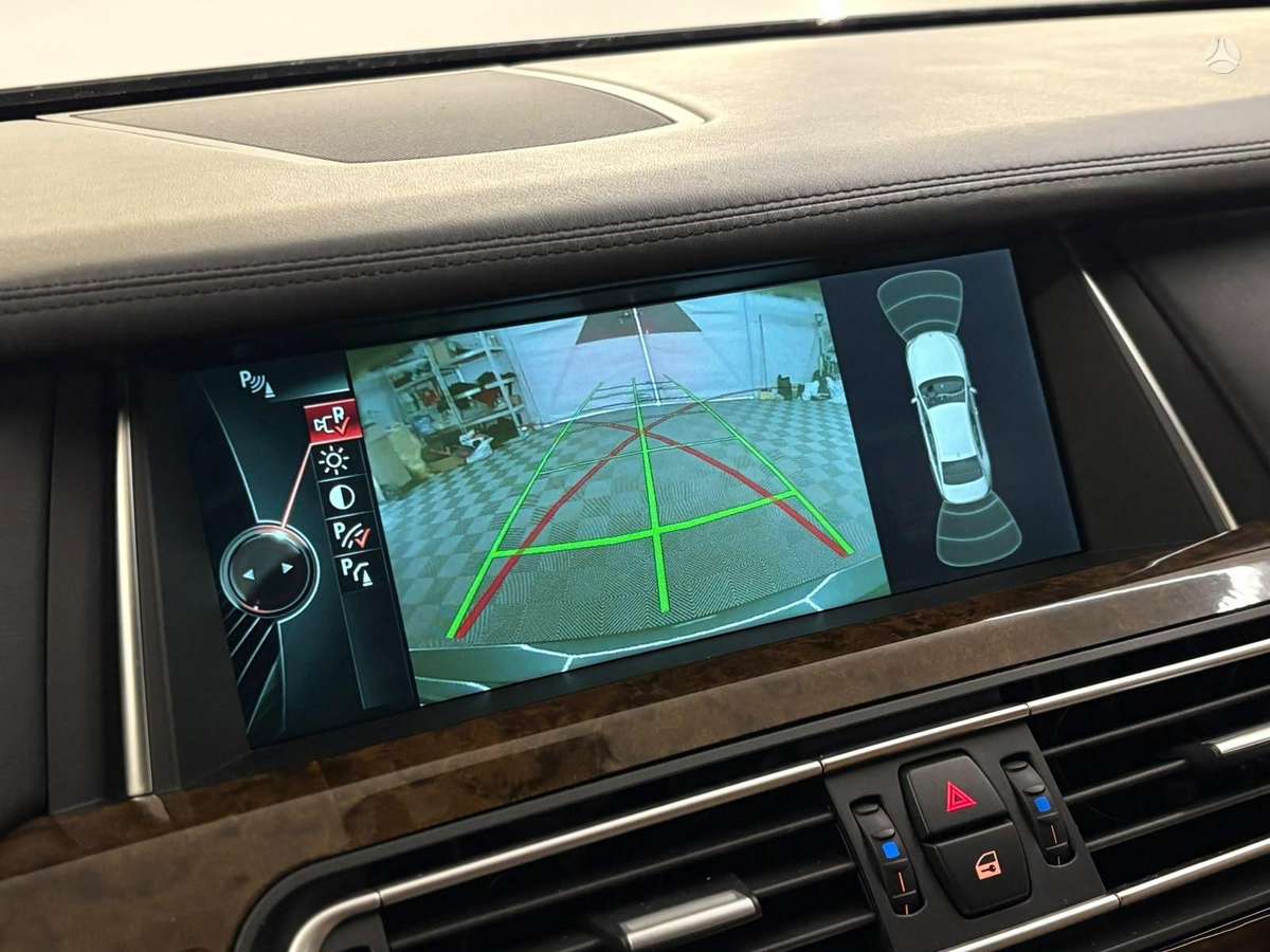 BMW 730, 3.0 l., sedanas