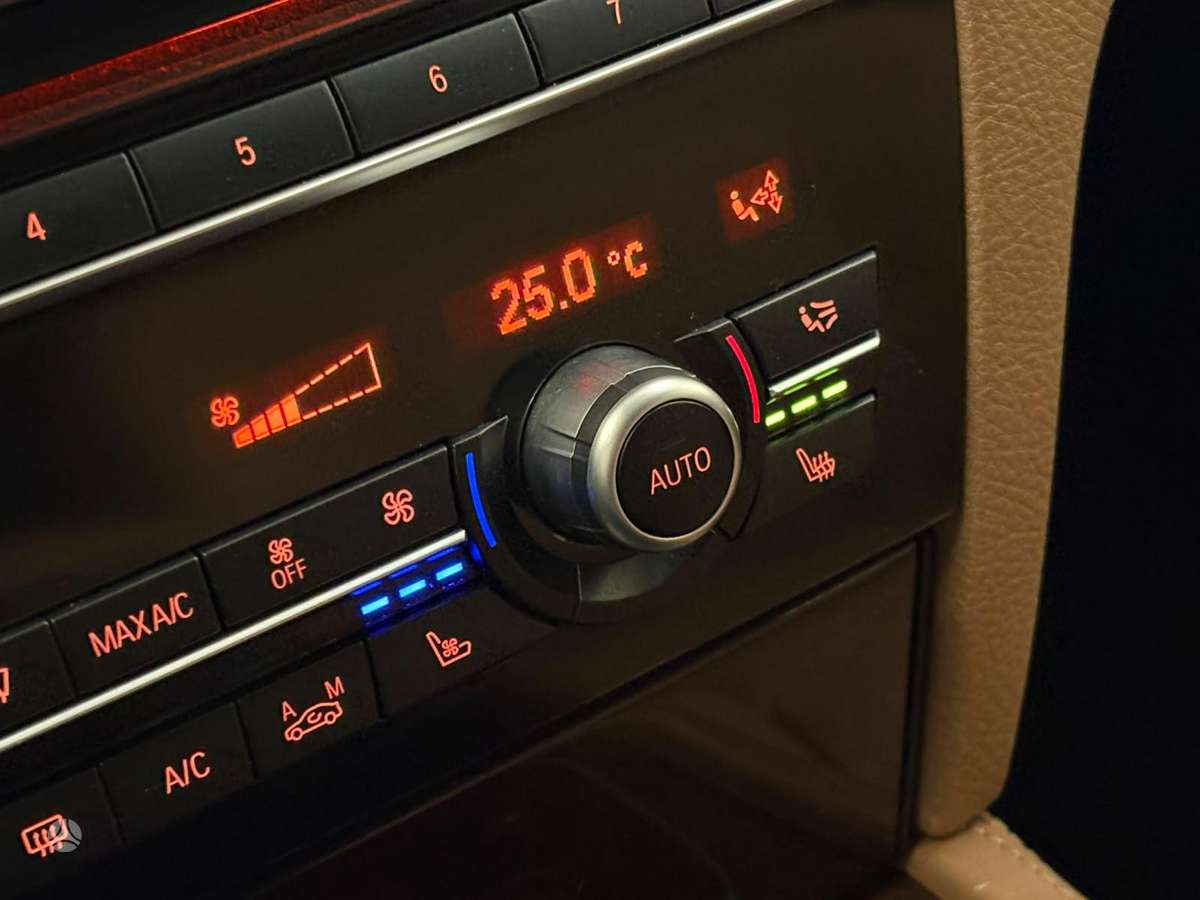 BMW 730, 3.0 l., sedanas
