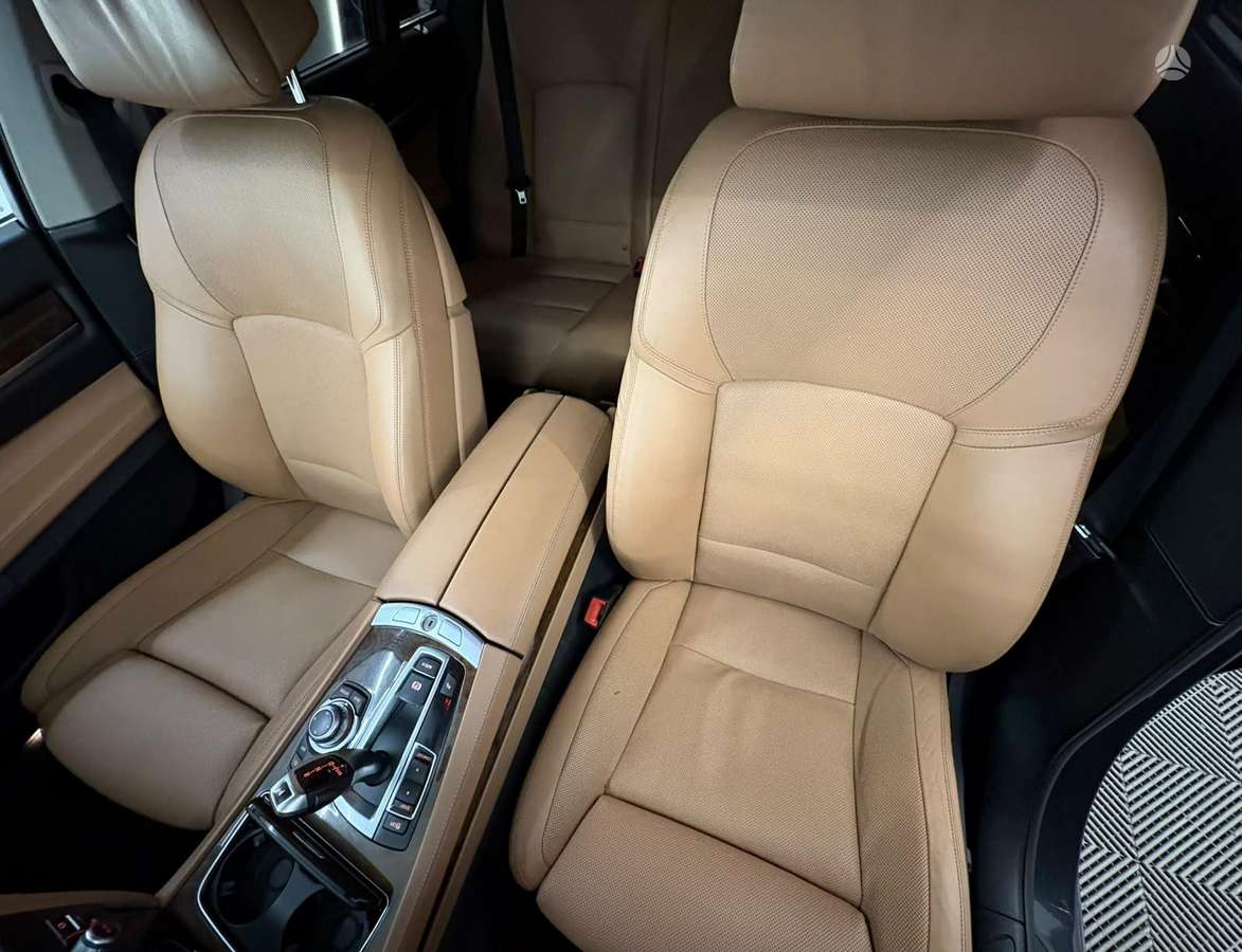 BMW 730, 3.0 l., sedanas