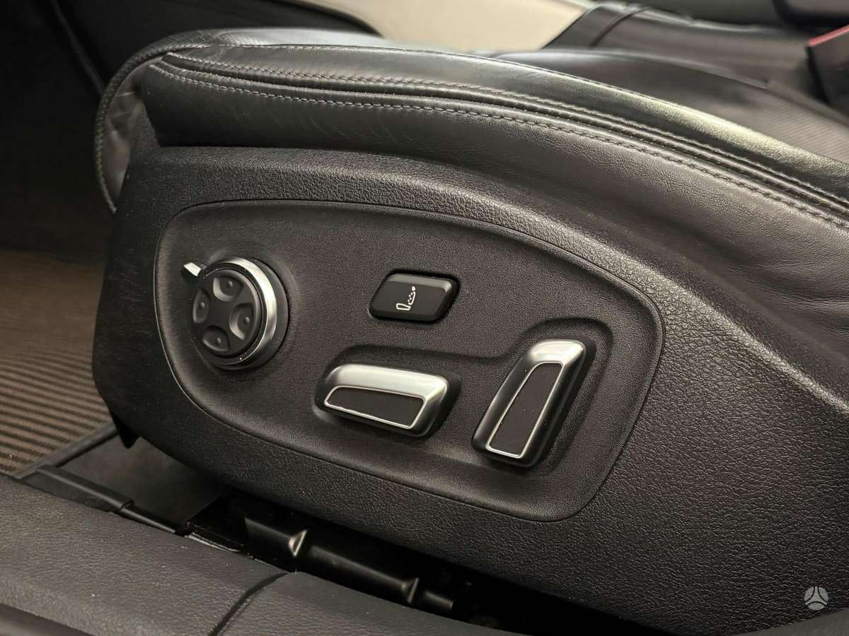 Audi A6 allroad, 3.0 l., wagon