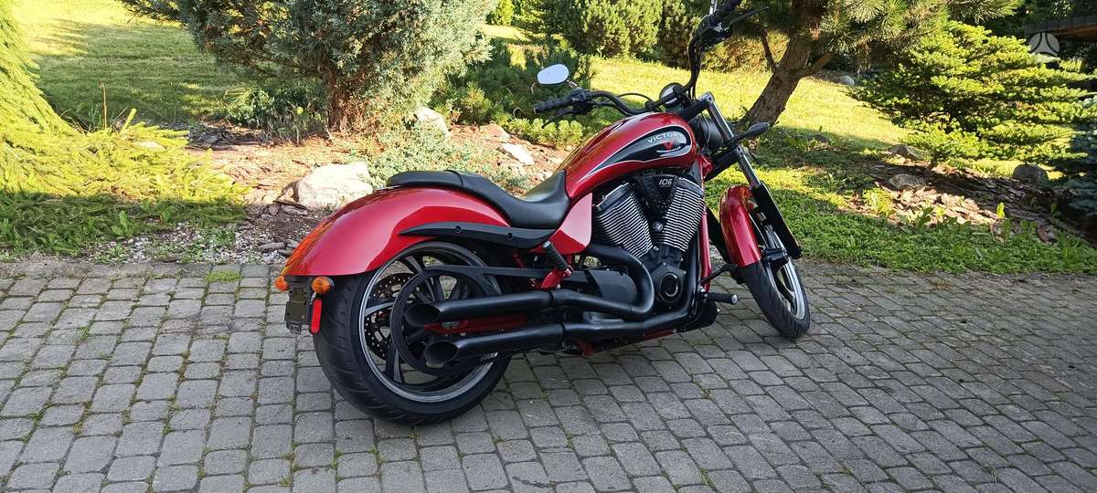 Victory Jackpot 1731cc, choppers