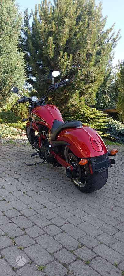 Victory Jackpot 1731cc, choppers