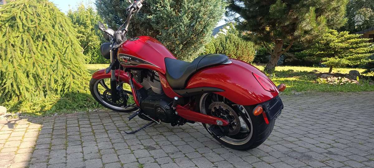 Victory Jackpot 1731cc, choppers