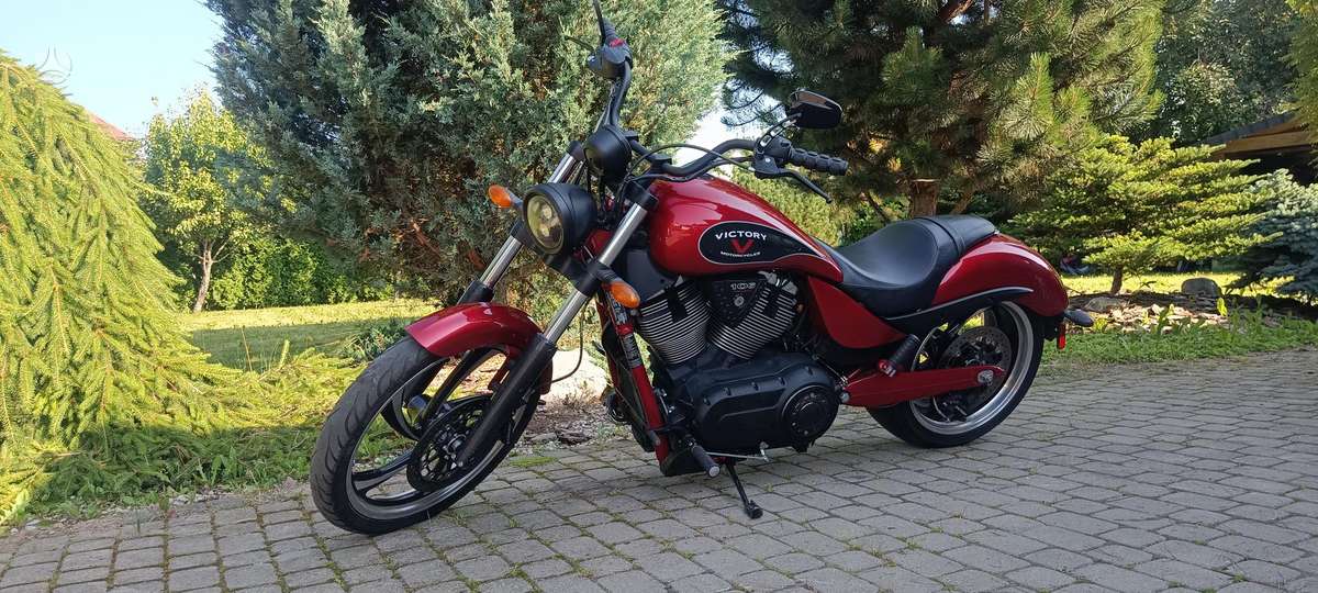 Victory Jackpot 1731cc, choppers