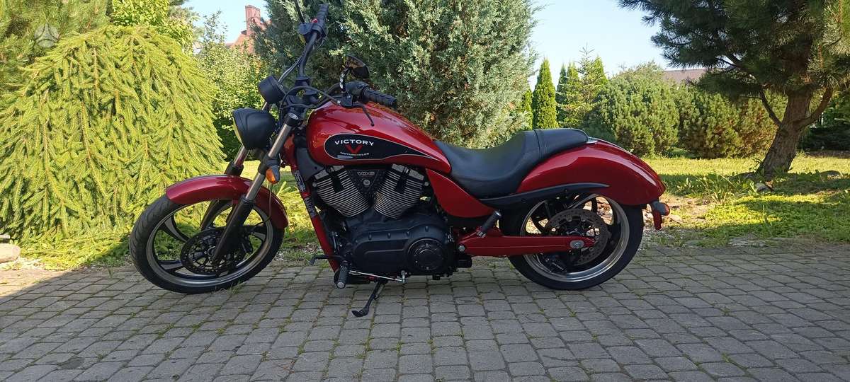Victory Jackpot 1731cc, choppers