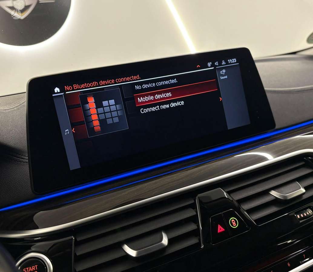 BMW 520, 2.0 l., Седан