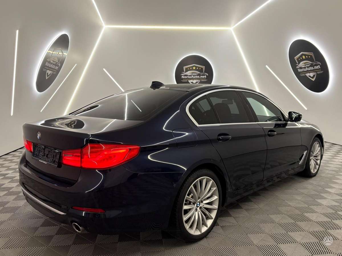 BMW 520, 2.0 l., Седан