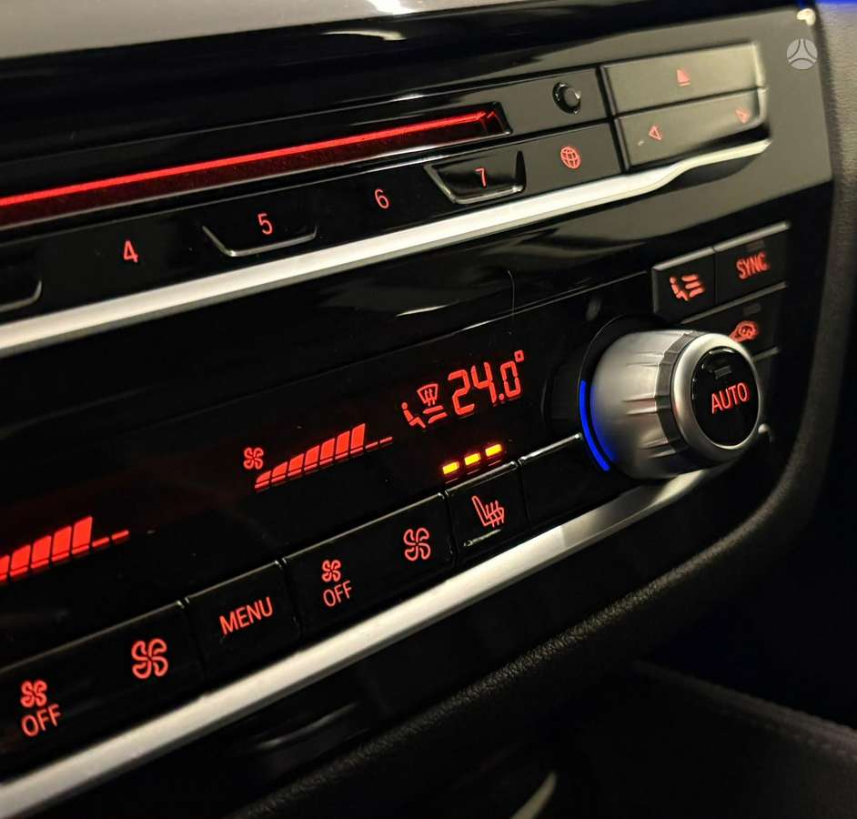 BMW 520, 2.0 l., Седан
