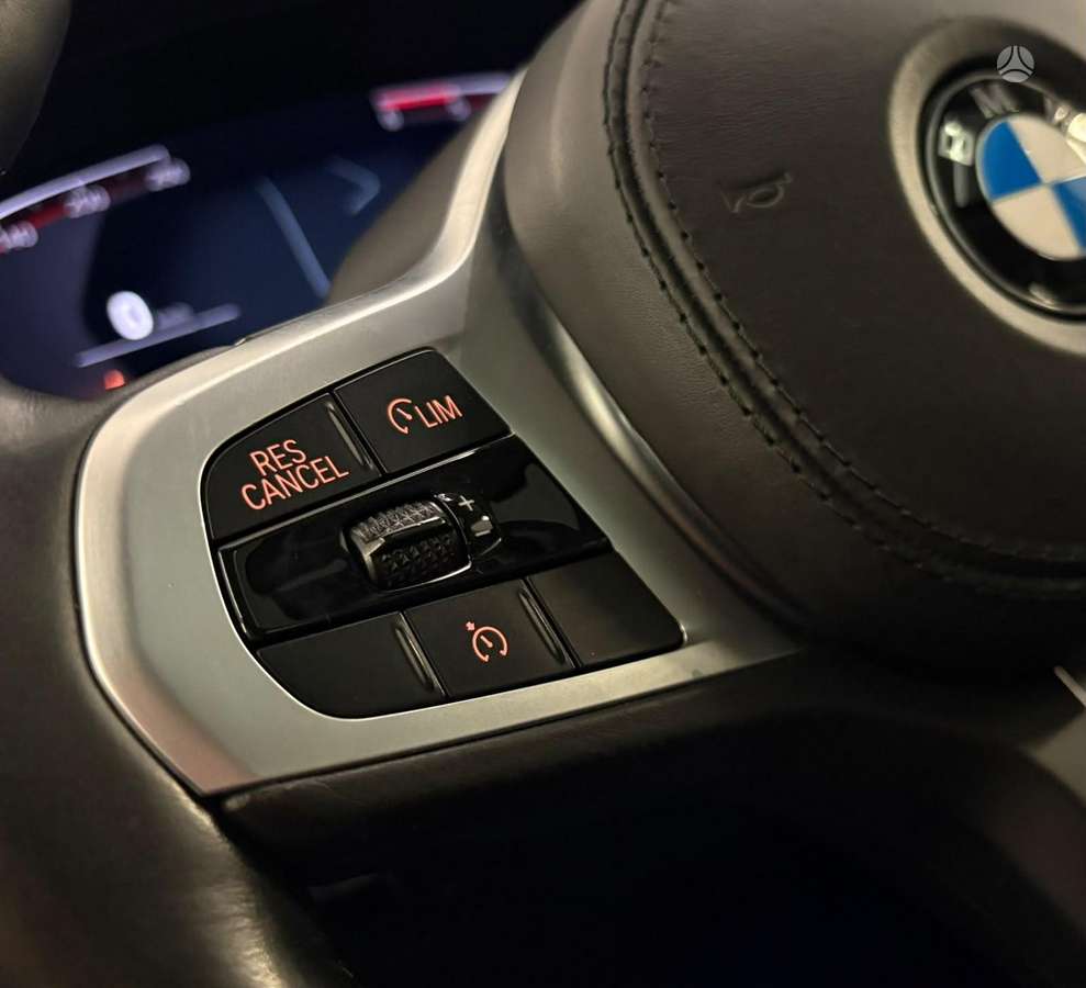 BMW 520, 2.0 l., Седан