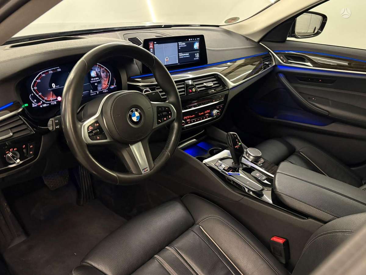 BMW 520, 2.0 l., Седан