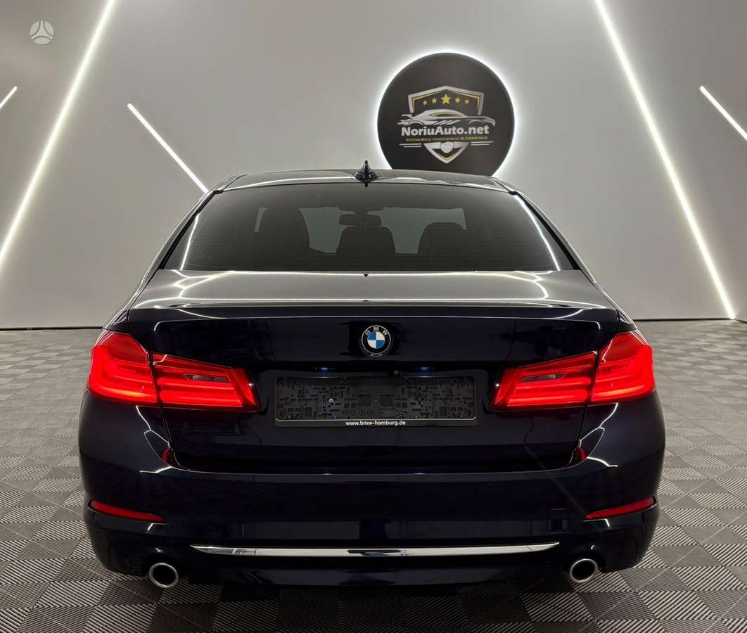 BMW 520, 2.0 l., Седан