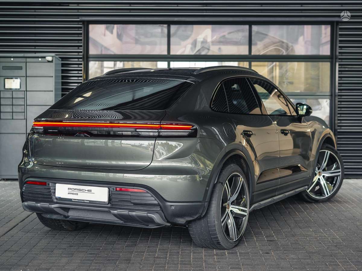 Porsche Macan - 5
