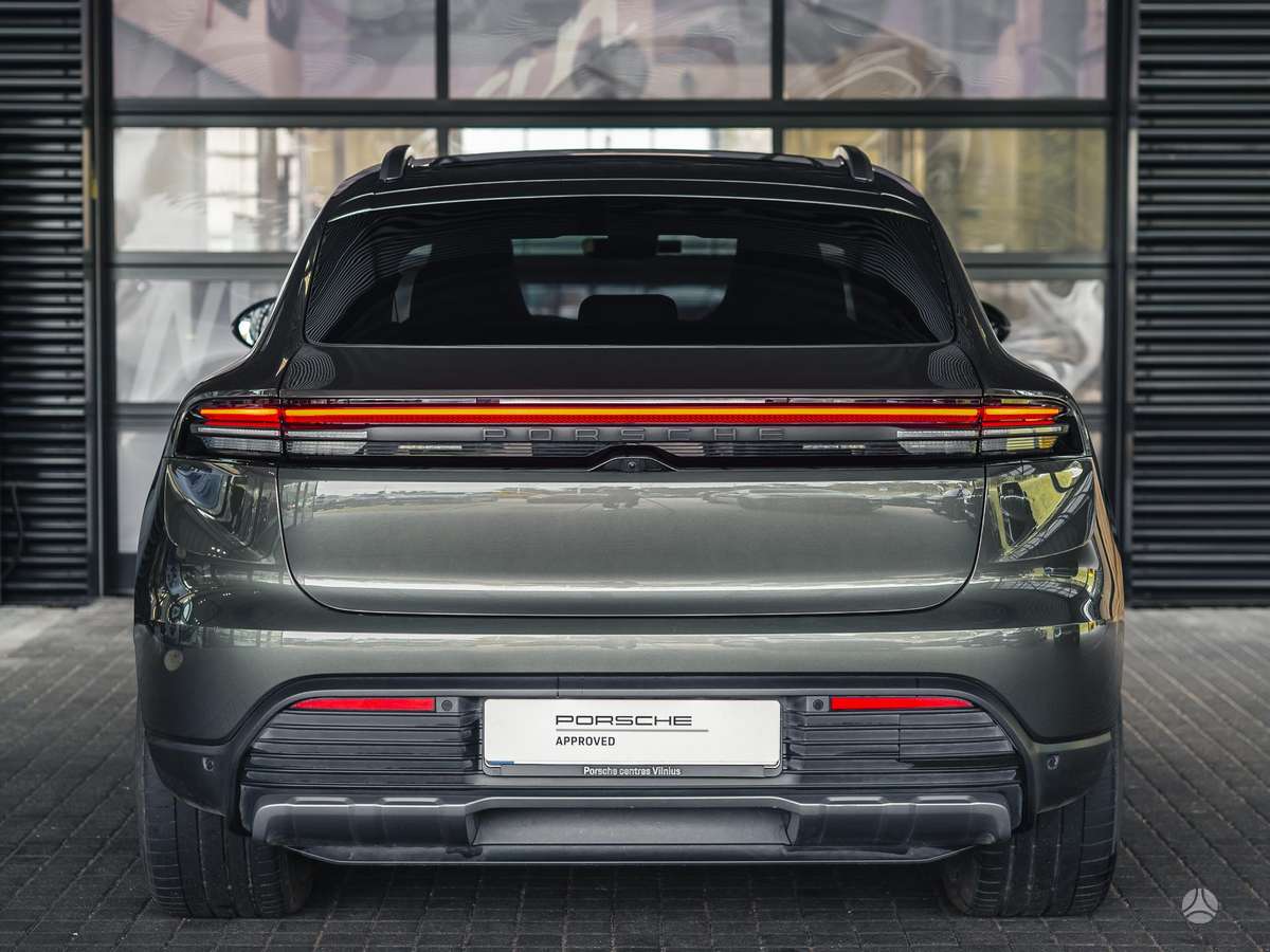 Porsche Macan - 4