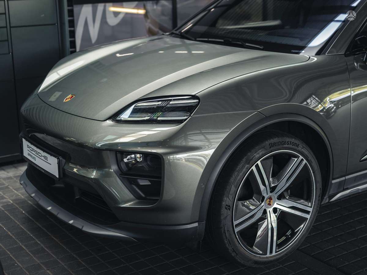 Porsche Macan - 10
