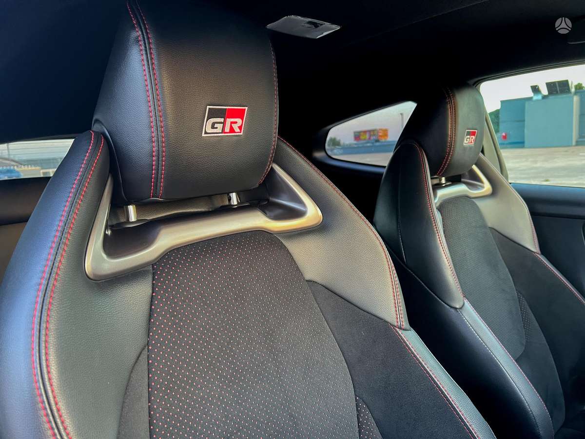 Toyota GR Yaris - 4