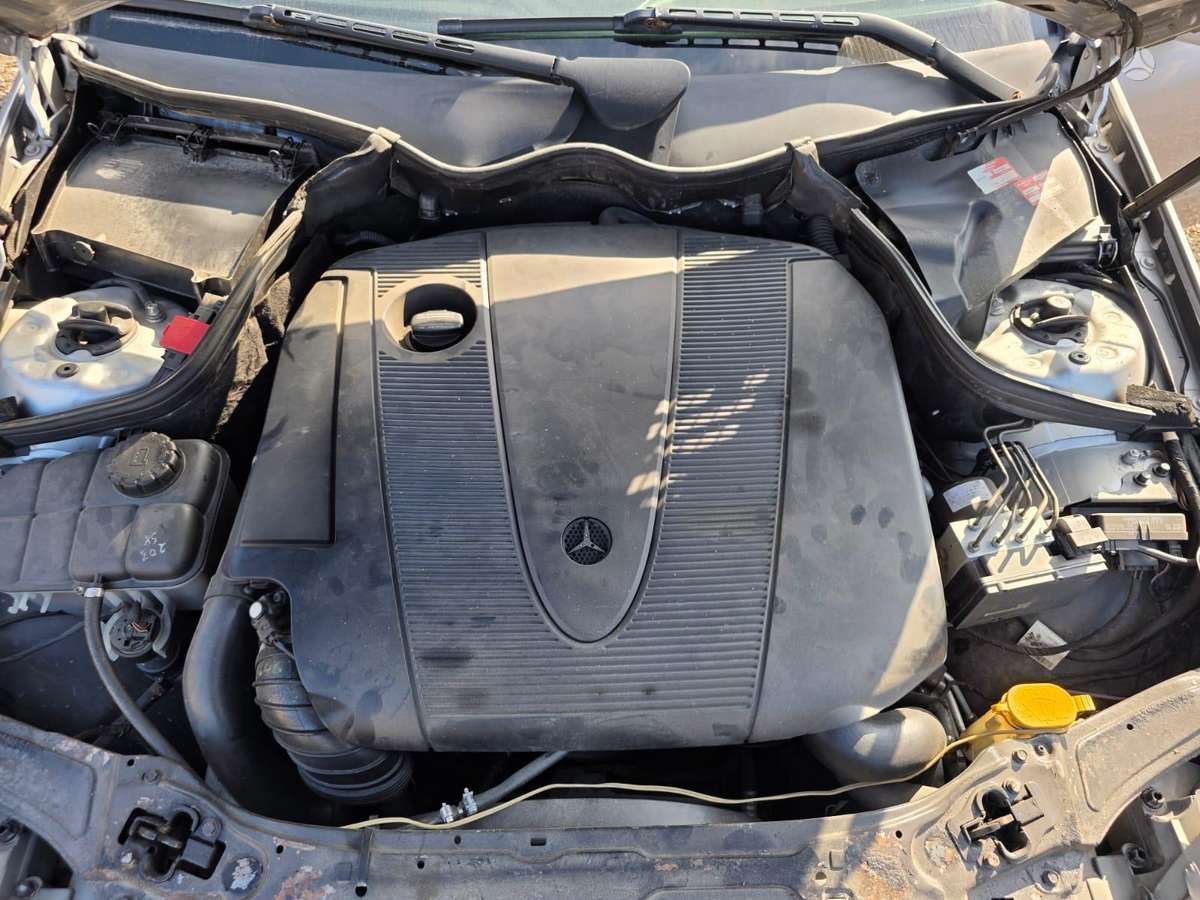 Mercedes-Benz C200 по частям