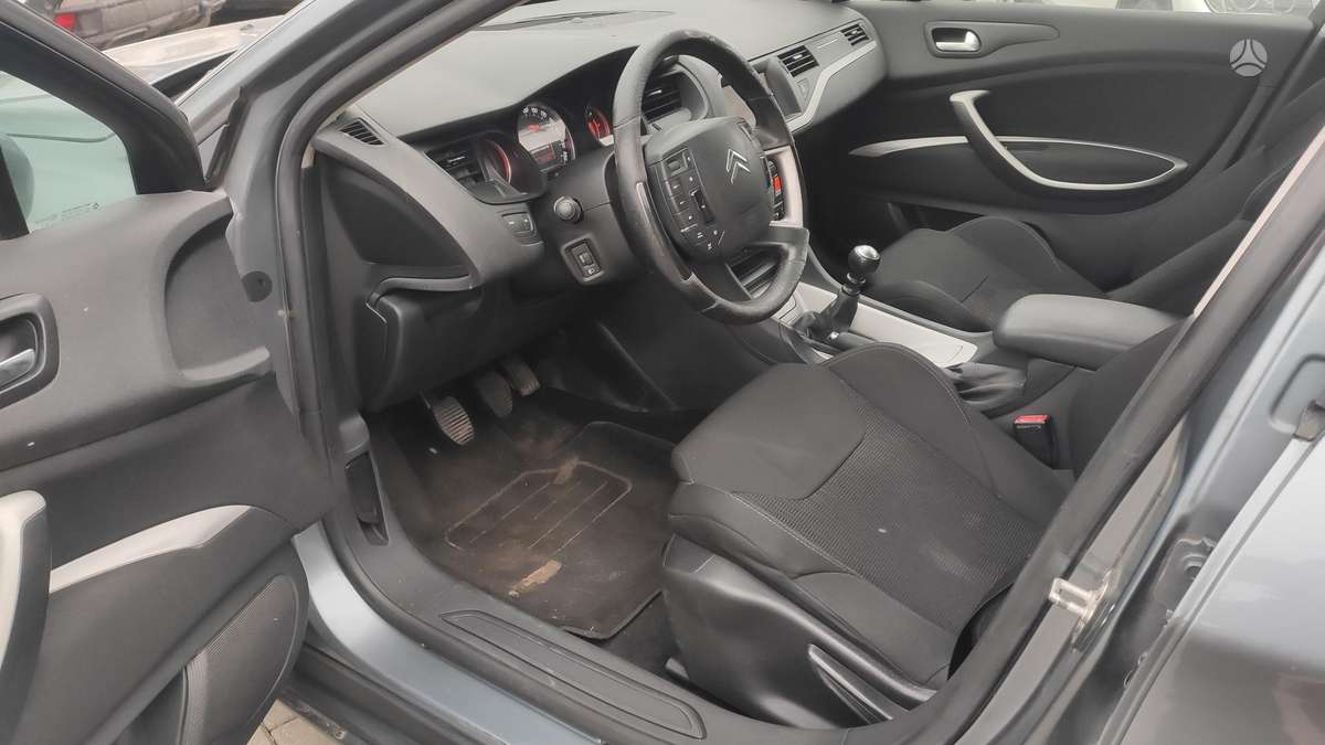 Citroen C5, 2.0 l., Седан