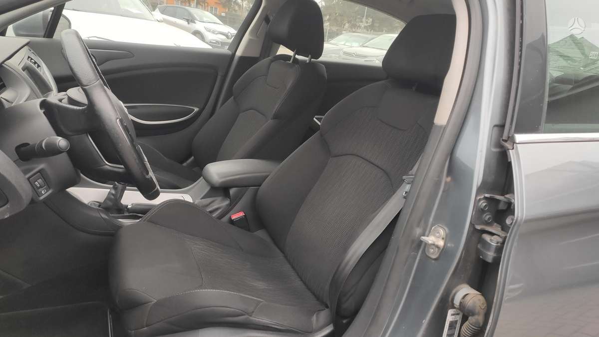 Citroen C5, 2.0 l., Седан
