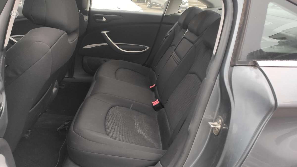 Citroen C5, 2.0 l., Седан