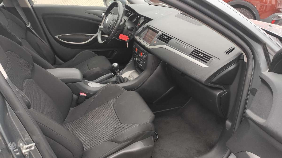Citroen C5, 2.0 l., Седан
