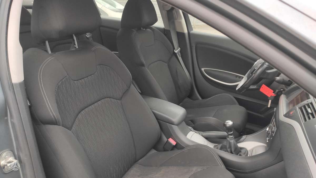 Citroen C5, 2.0 l., Седан