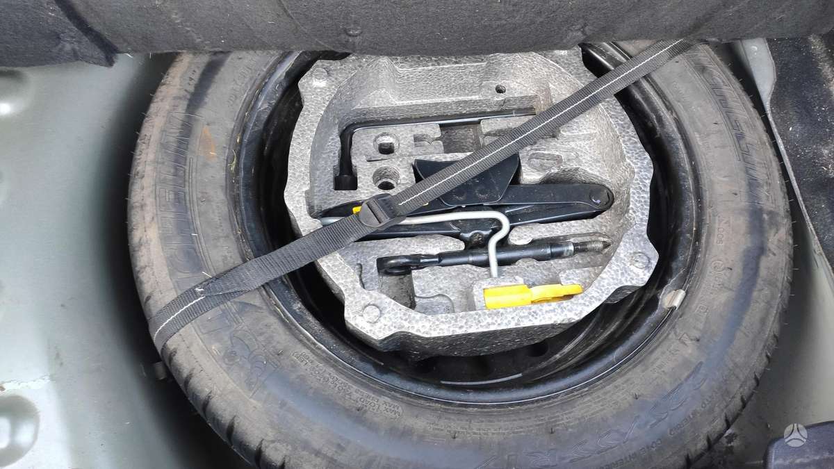 Citroen C5, 2.0 l., Седан