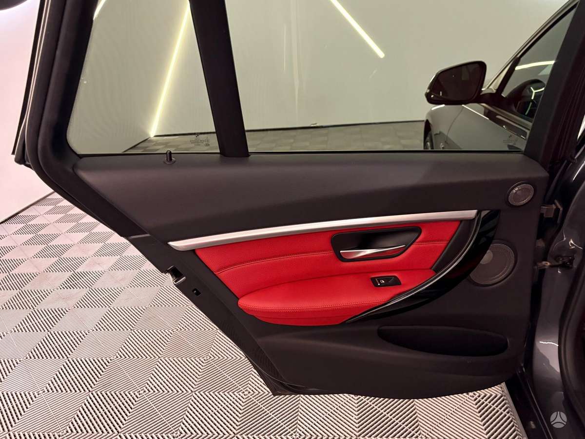 BMW 320, 2.0 l., wagon