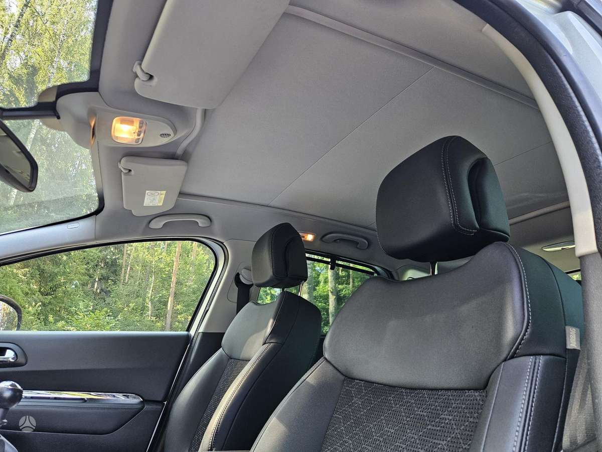 Peugeot 3008 - 11