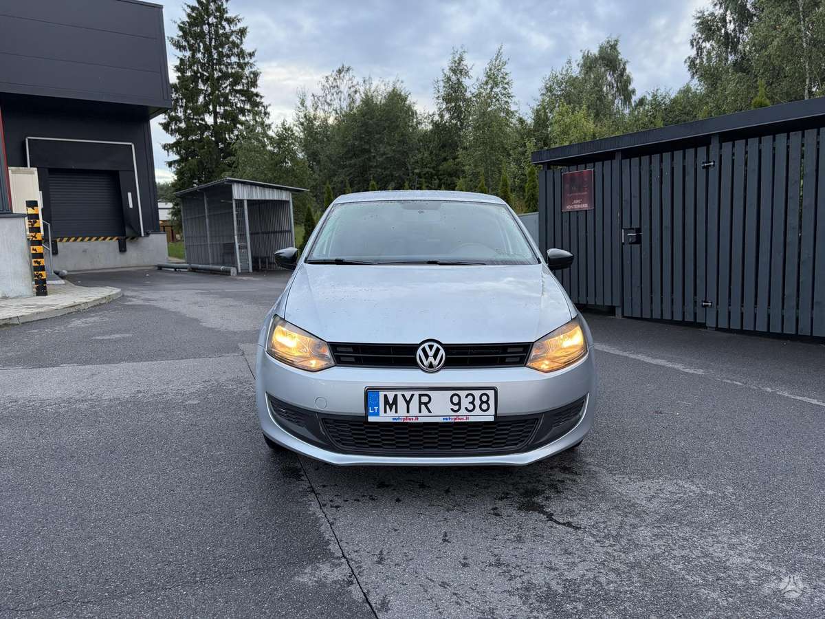 Volkswagen Polo - 2