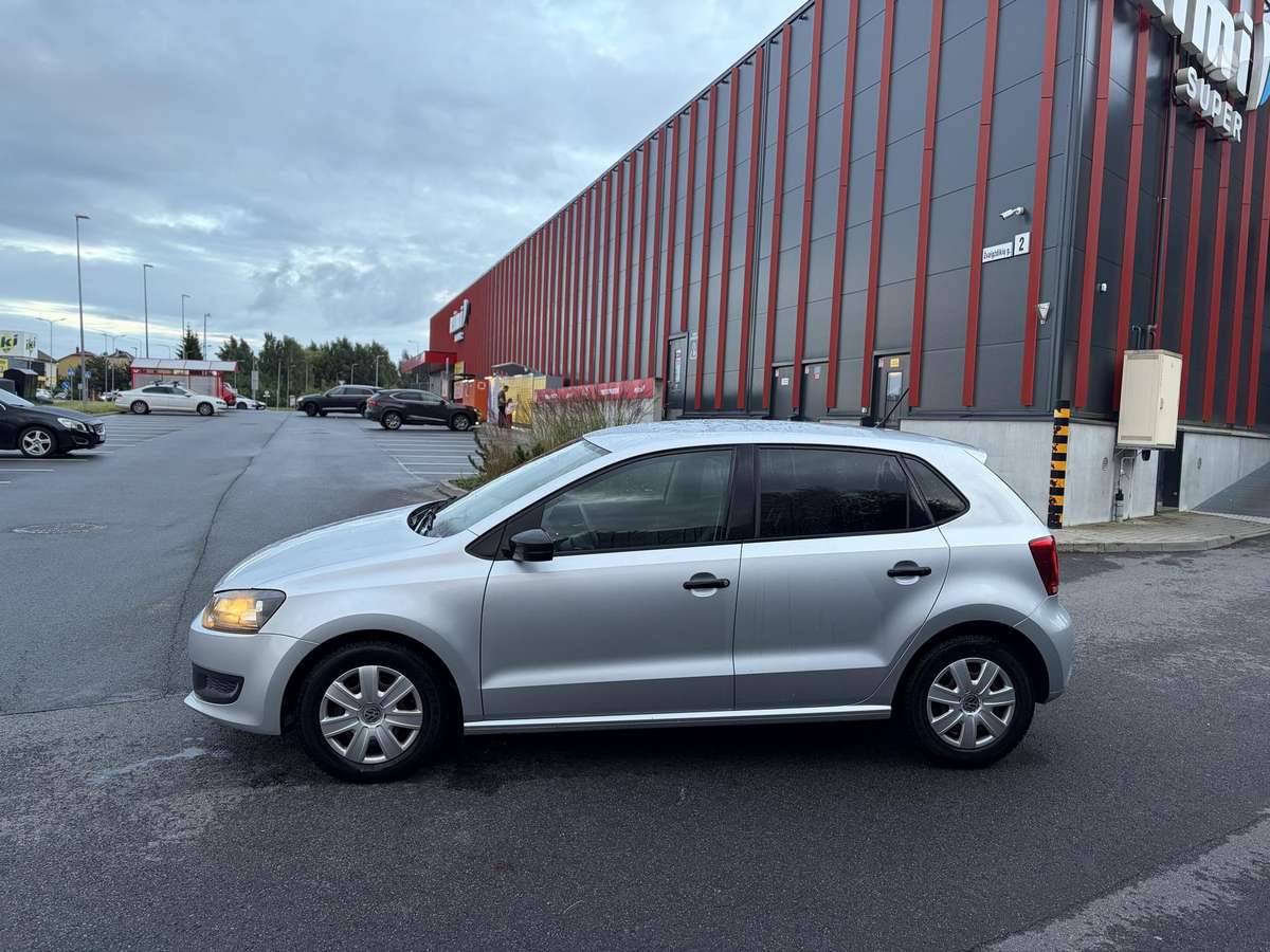 Volkswagen Polo - 4