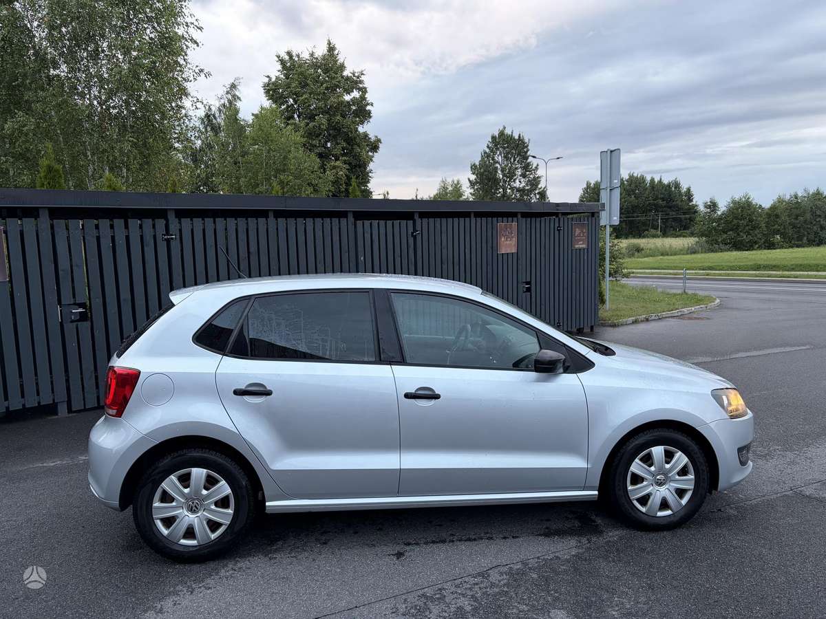 Volkswagen Polo - 8